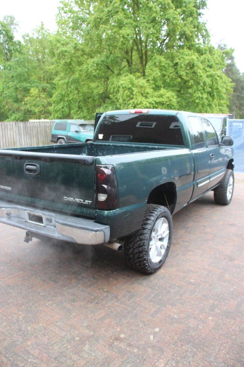 Pick Up Chevrolet Silverado Gasoline 256hp 2003