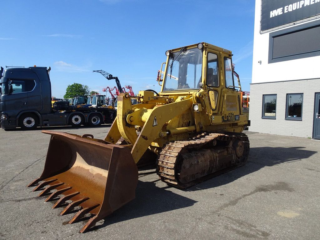 Caterpillar 943
