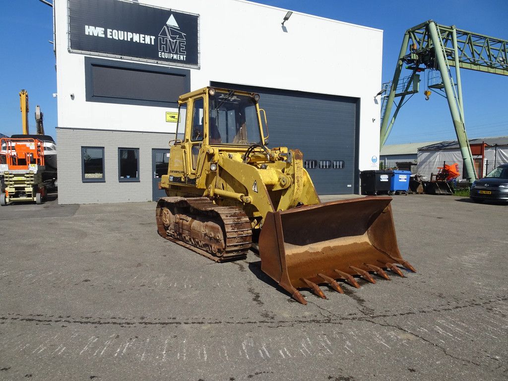 Caterpillar 943