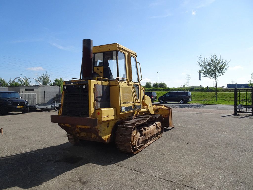 Caterpillar 943