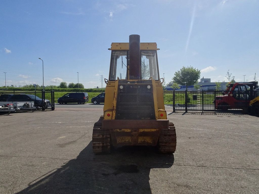 Caterpillar 943