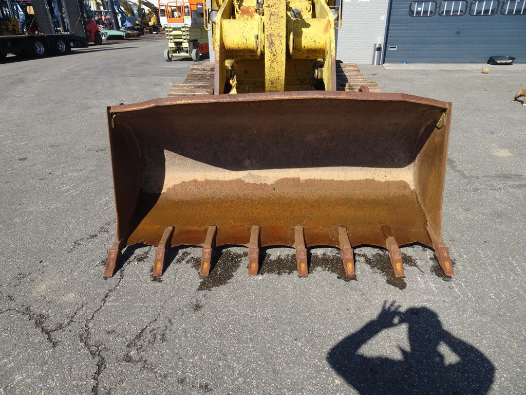 Caterpillar 943