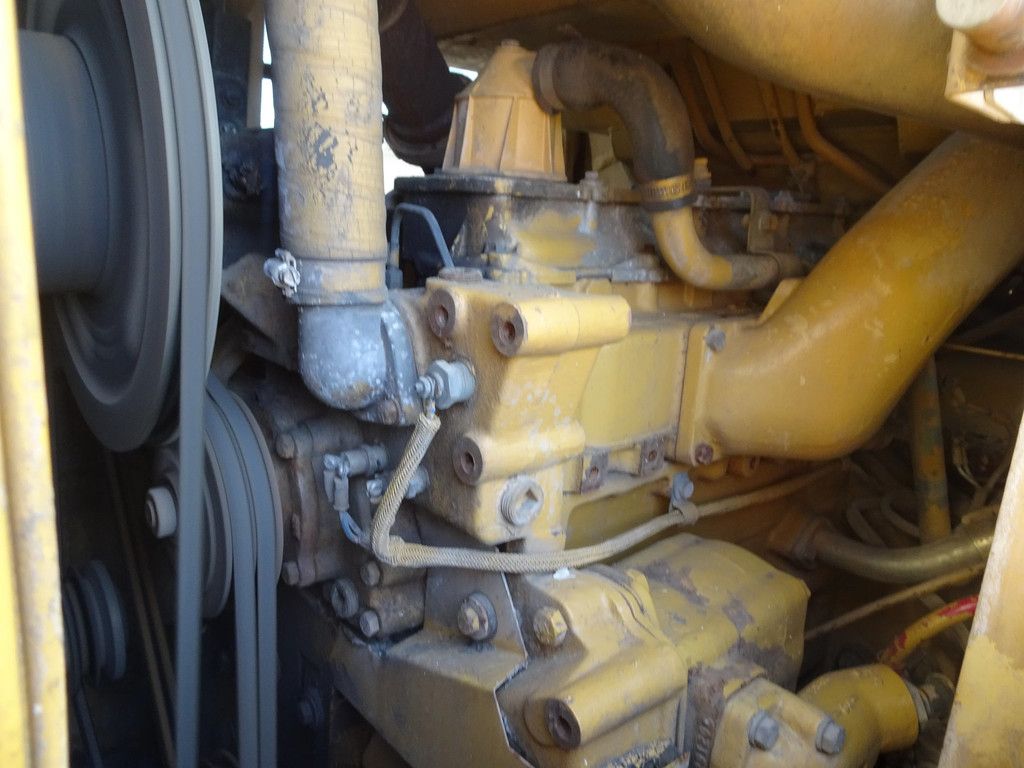 Caterpillar 943