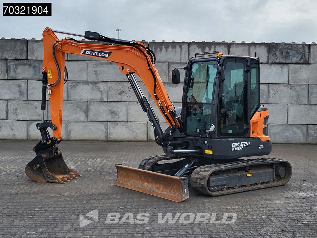 Develon DX62 R-7 A/C