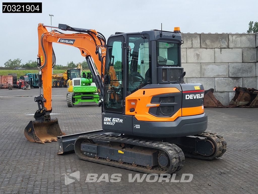 Develon DX62 R-7 A/C