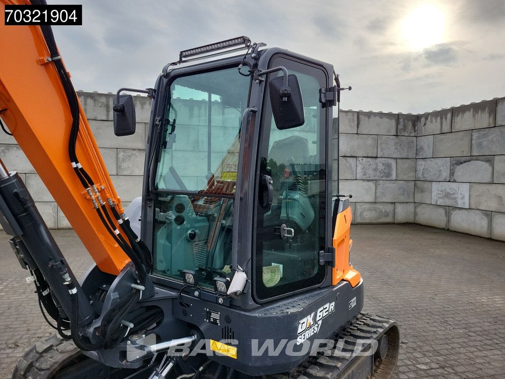 Develon DX62 R-7 A/C