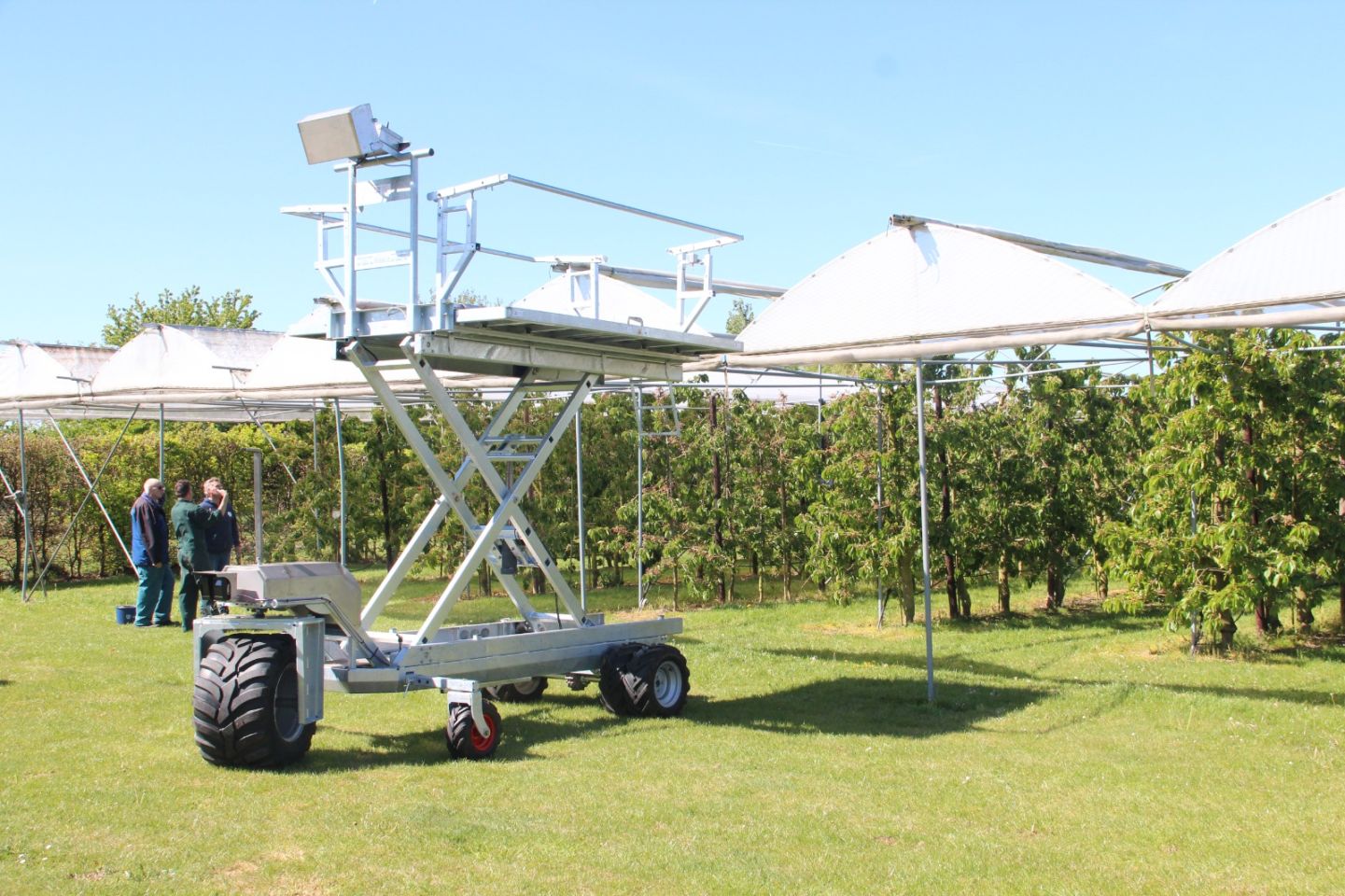 100% elektrische hoogwerker fruitteelt hoogwerker frutec