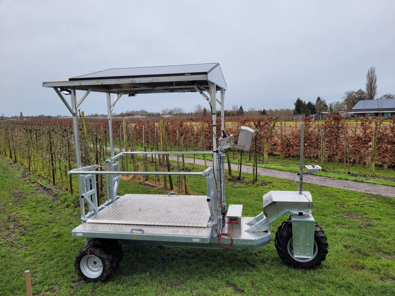 100% elektrische hoogwerker fruitteelt hoogwerker frutec