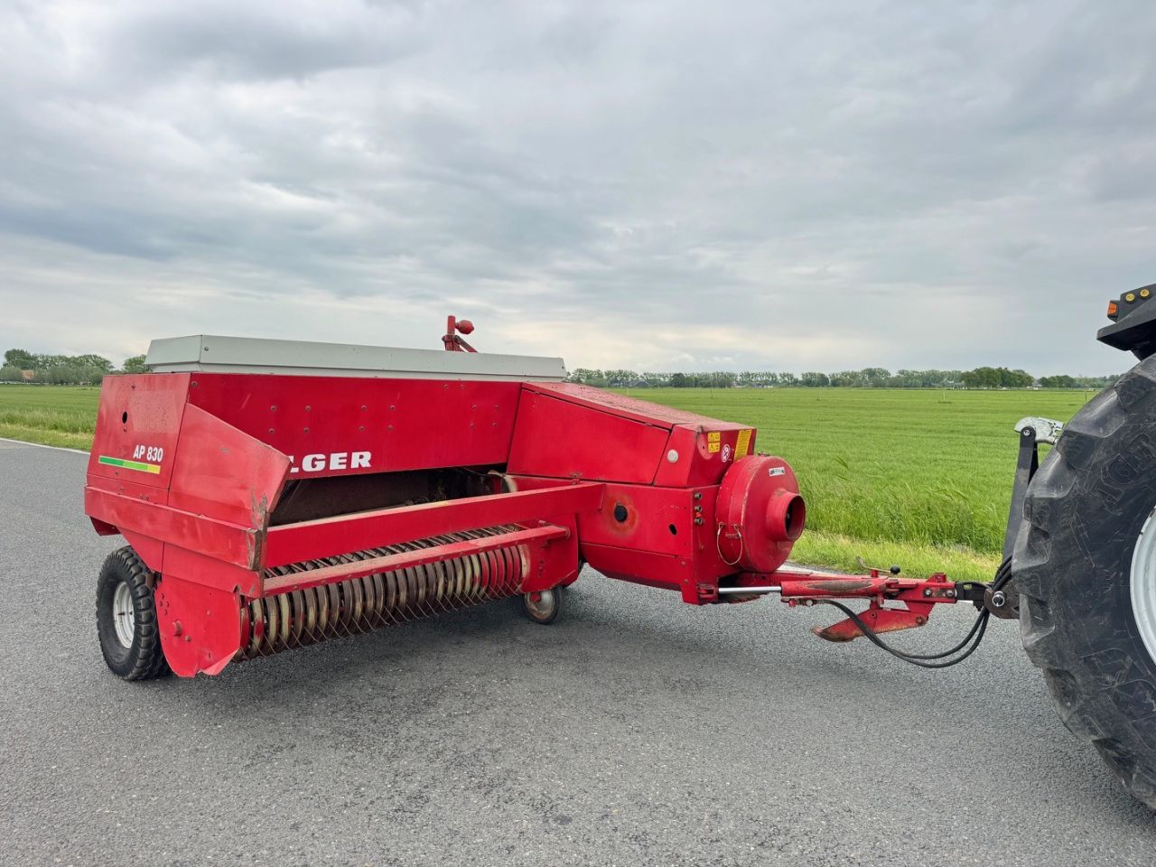 Lely Welger AP830 Vierkanten pakkenpers