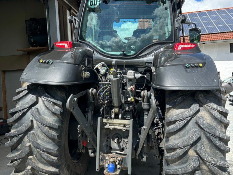Valtra T175