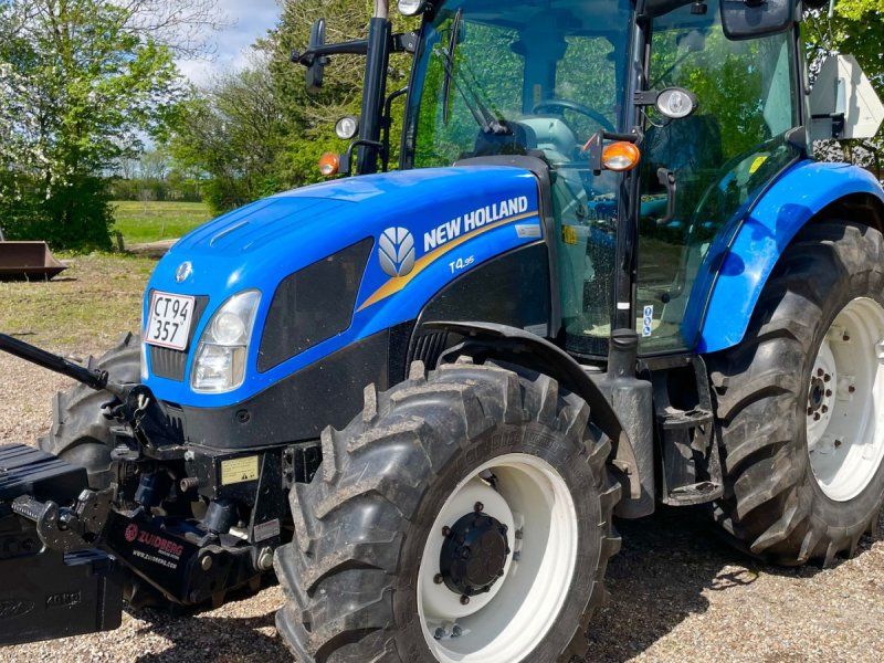 New Holland T 4.95
