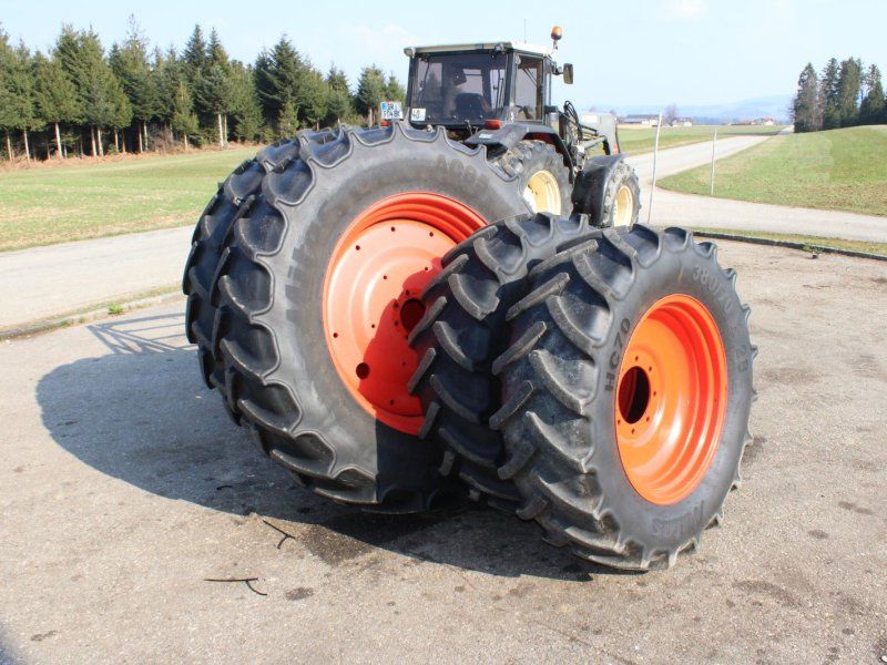 Mitas Kompletträder 420/85 R38 & 380/70 R28 für Claas