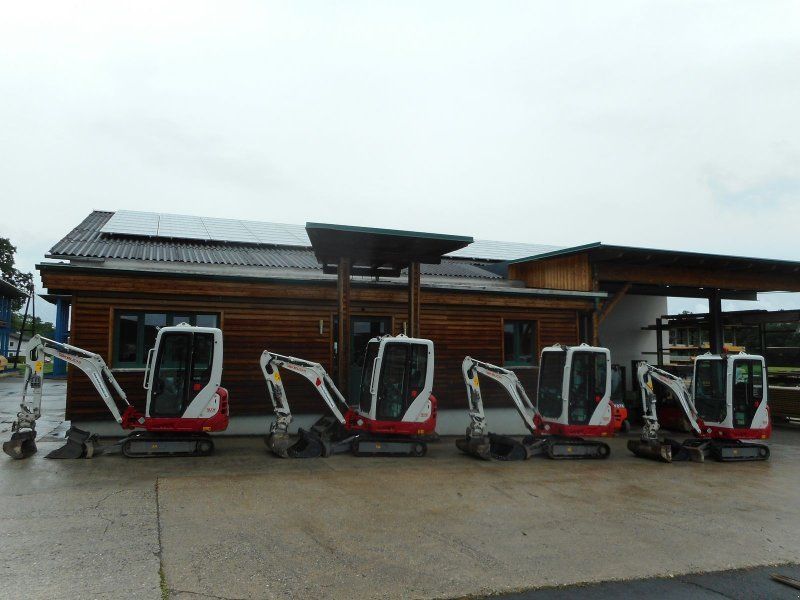 Takeuchi TB 216 ( 1.865kg ) POWERTILT + 3 Löffel