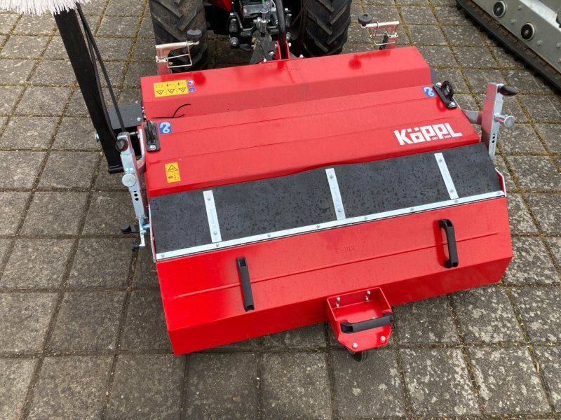 Köppl Einwalzenkehrmaschine SK100 Kehrmaschine