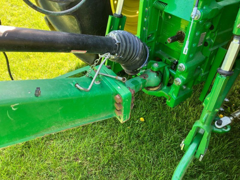 John Deere R962i