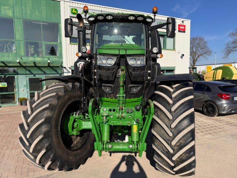 John Deere 6R 250