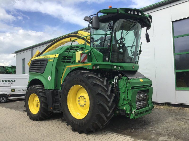 John Deere 9500