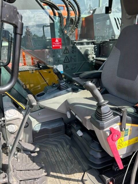 Volvo ECR 355EL