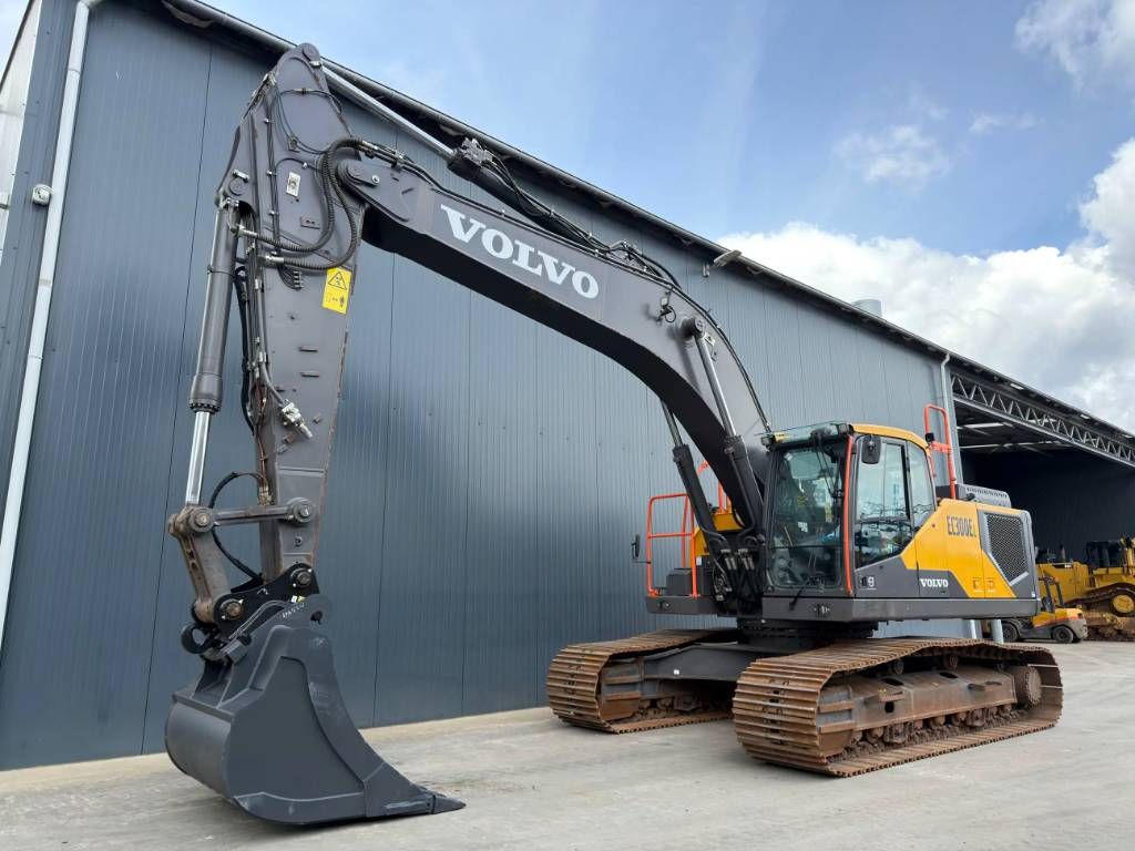Volvo EC300E L | Only 2000 Hours!