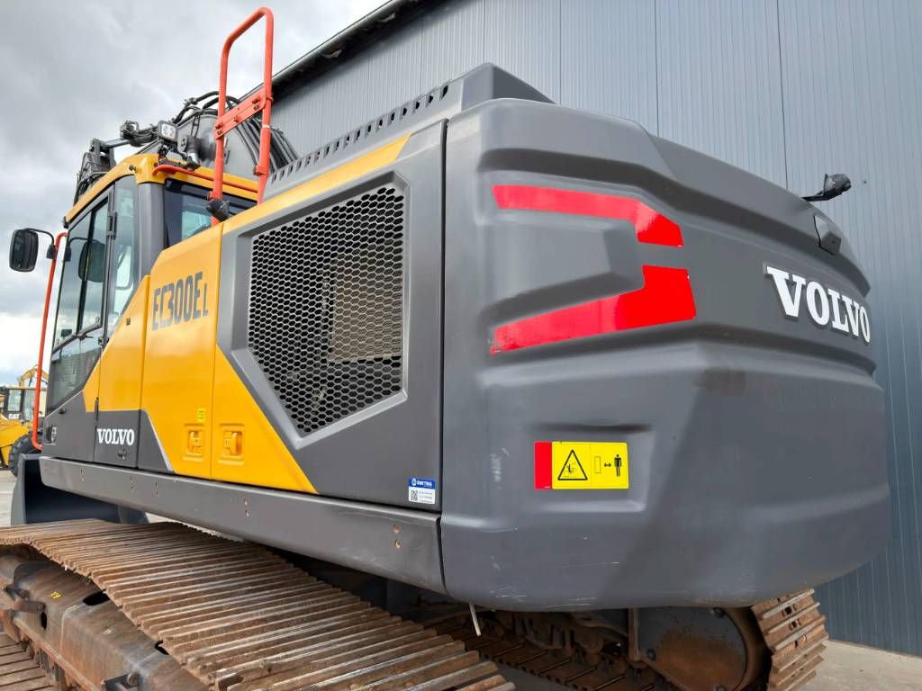 Volvo EC300E L | Only 2000 Hours!