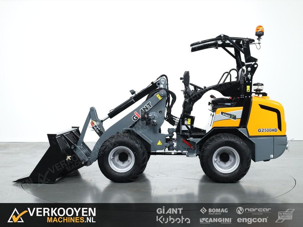 2025 Giant G2500 HD VV1514