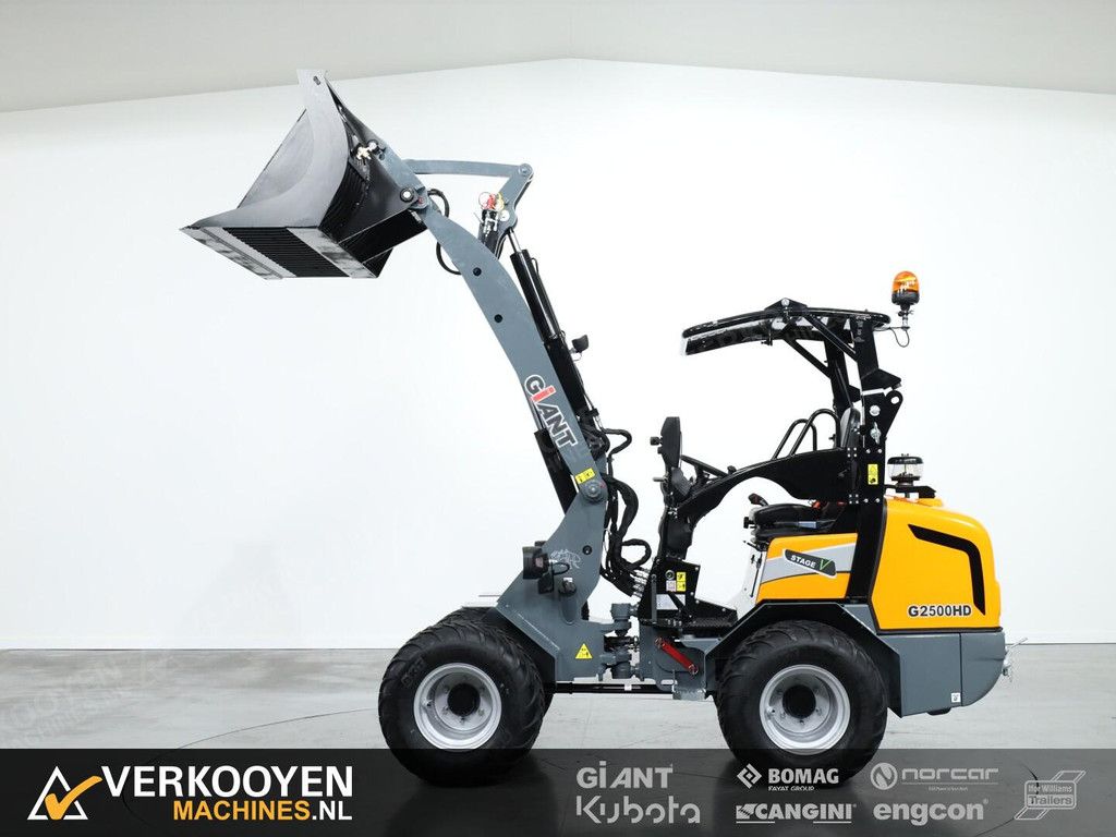 2025 Giant G2500 HD VV1514