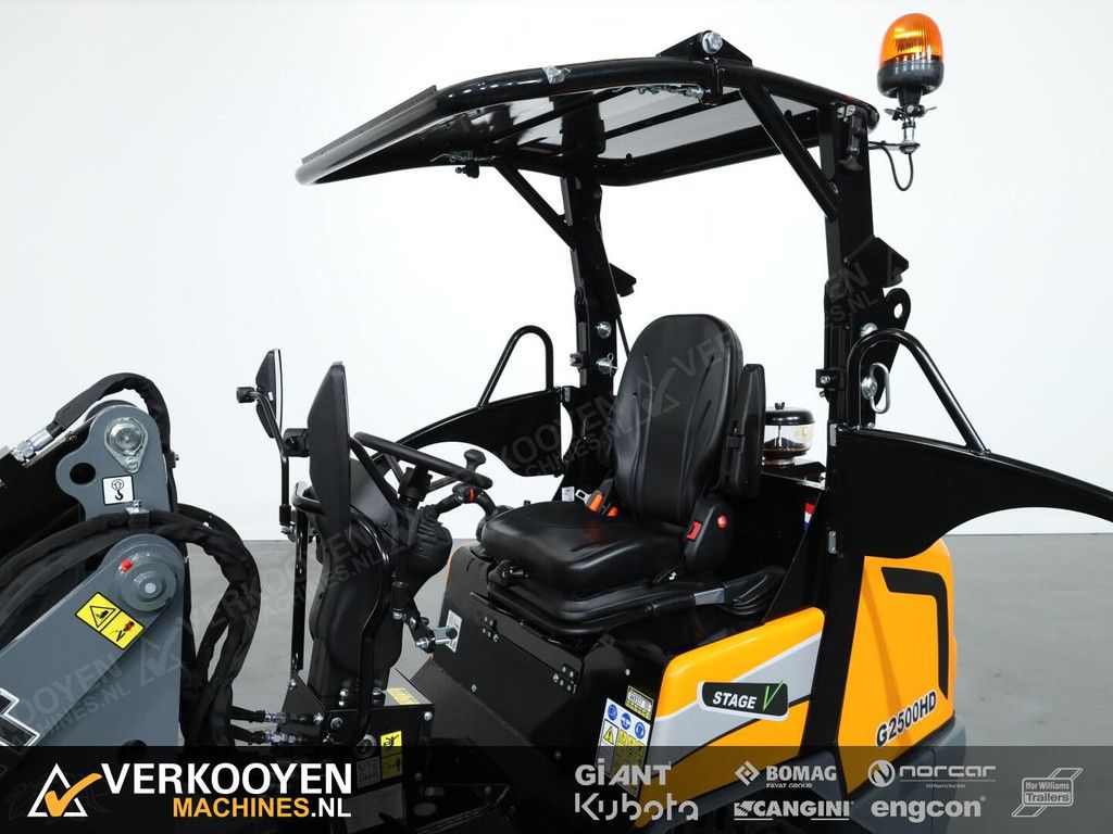 2025 Giant G2500 HD VV1514
