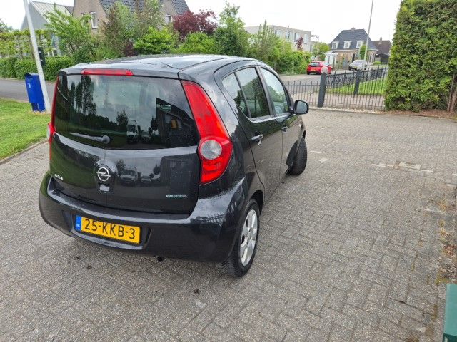 Opel Agila