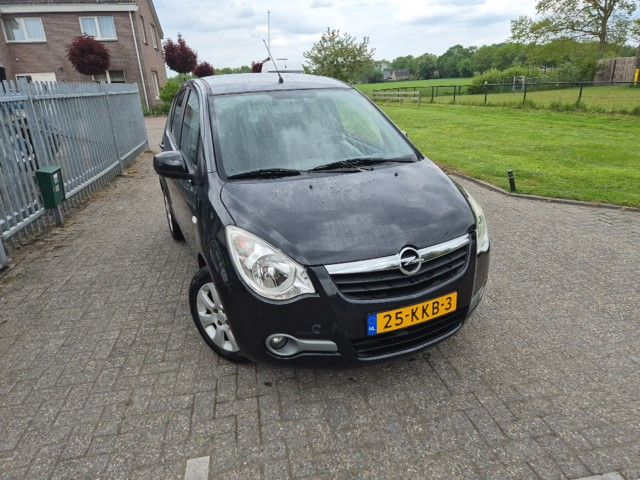 Opel Agila