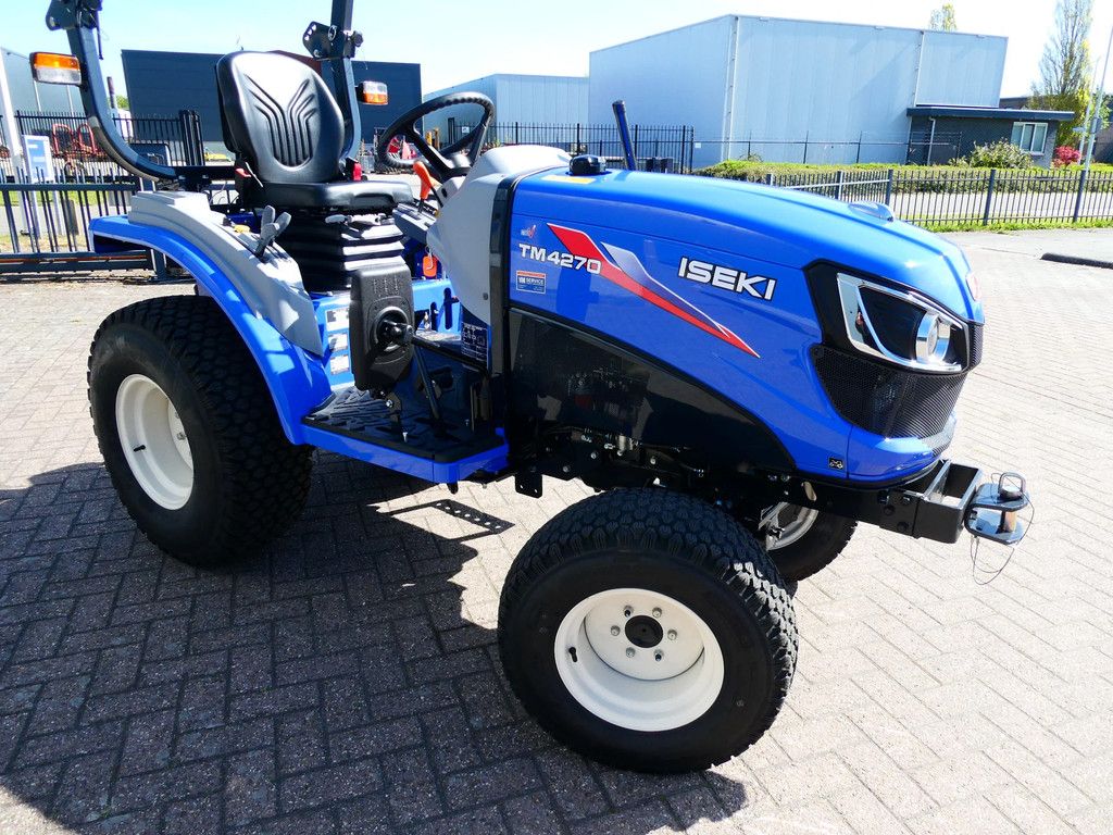 Iseki TM4270 4wd HST / 0001 Draaiuren / Gazonbanden