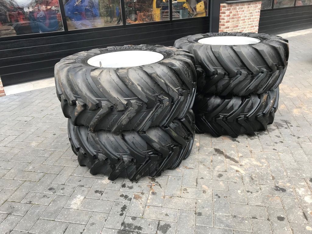 Michelin 400/70R20 XMCL