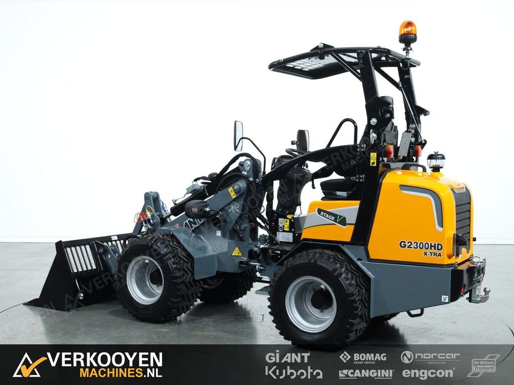 2026 Giant G2300 X-tra HD VK10592