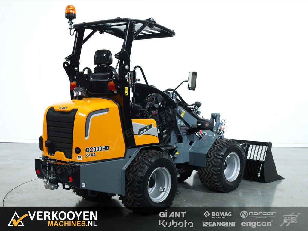 2026 Giant G2300 X-tra HD VK10592
