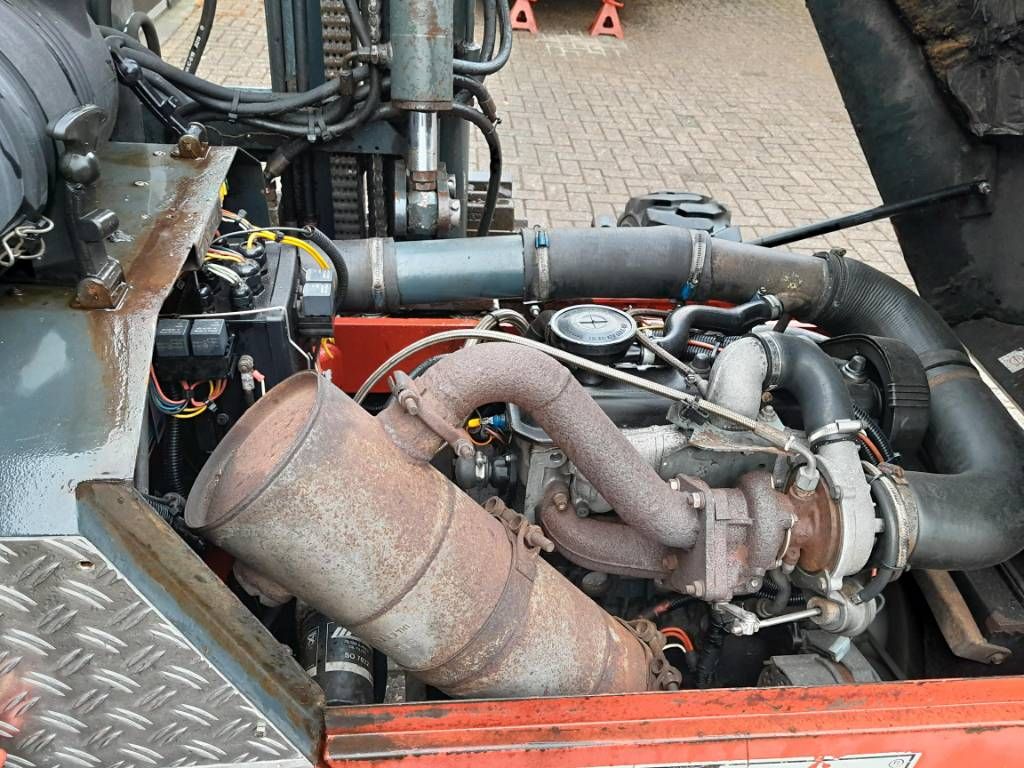 Kooi-Aap E2-3T-2528 Moffet Meeneem heftruck Ruwterrein