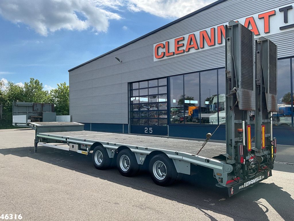 Faymonville Euromax 3-assige dieplader met gestuurde assen