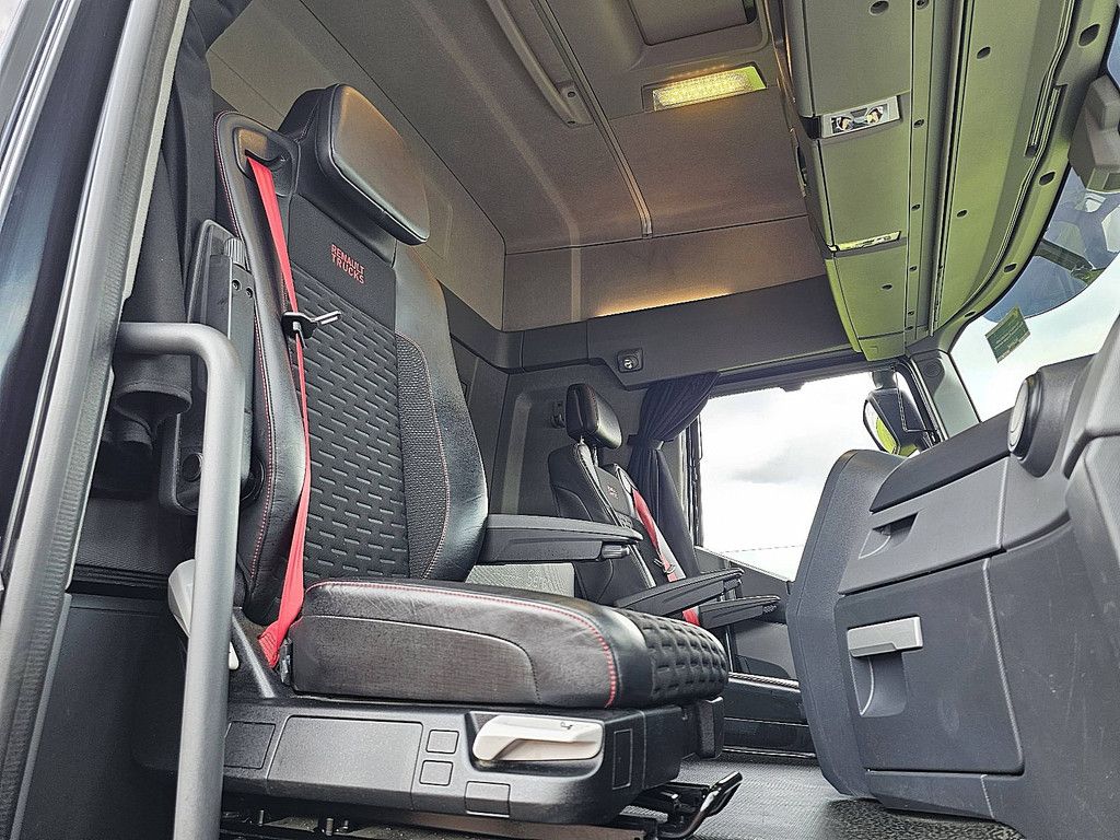 RENAULT T 520 6x2 boogie retarder