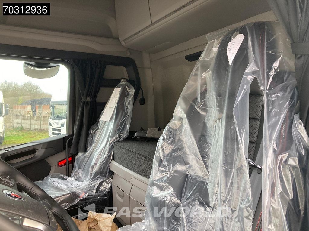 Scania R770 6X4 NEW! 250T Full-Air Hub Reduction Retarder V8 Leather