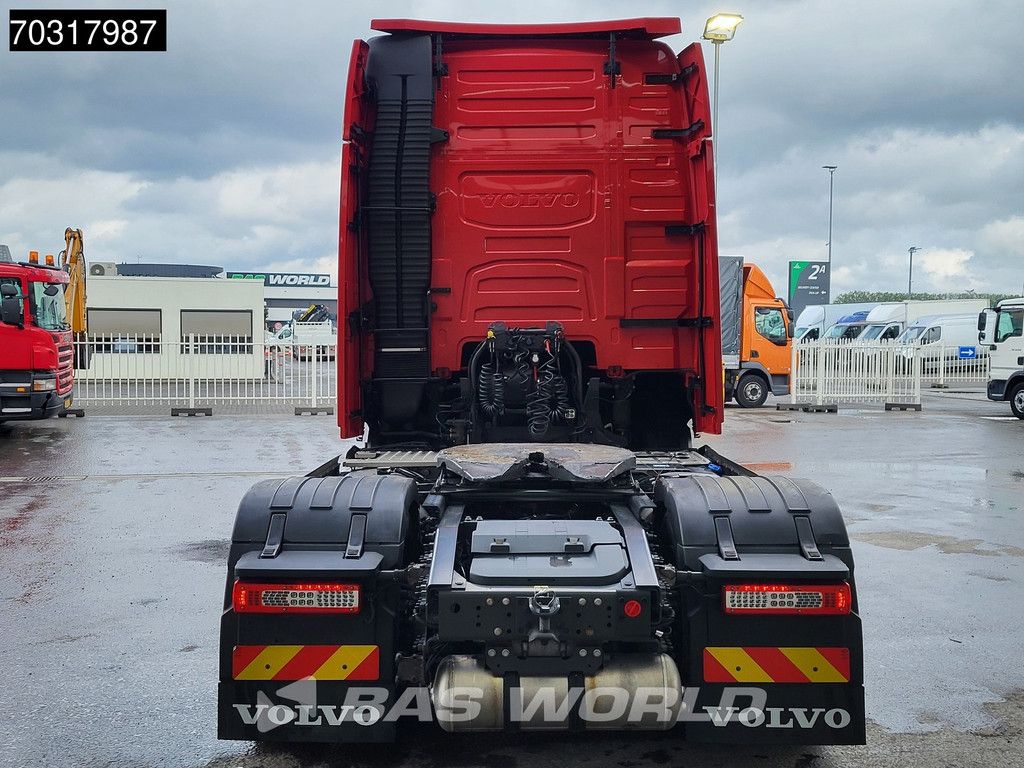 Volvo FH 500 4X2 XL Retarder 2xTanks I-ParkCool Navi