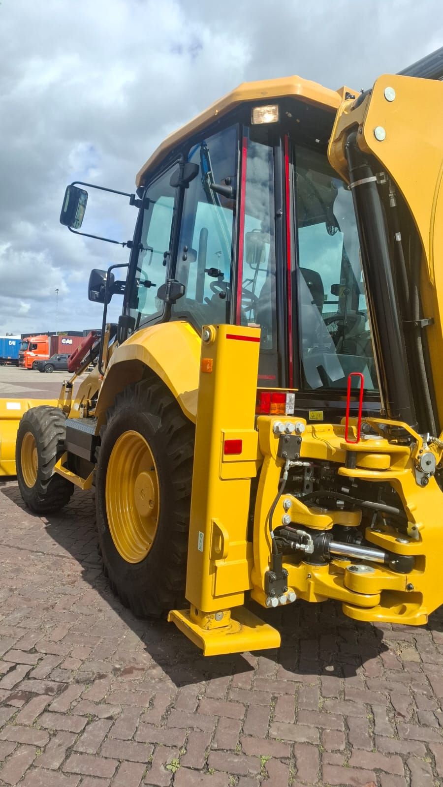Caterpillar Backhoe Loader