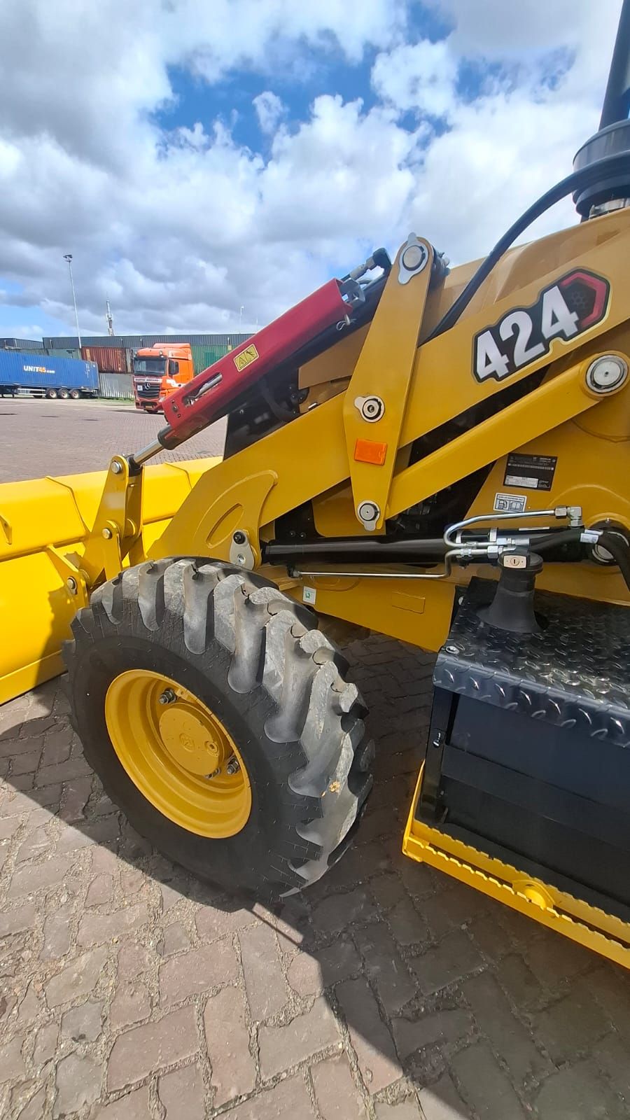 Caterpillar Backhoe Loader