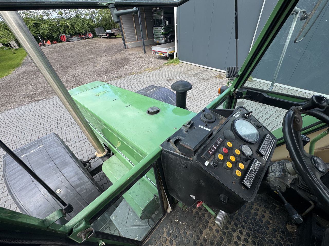 Fendt 611 LSA Turbomatik