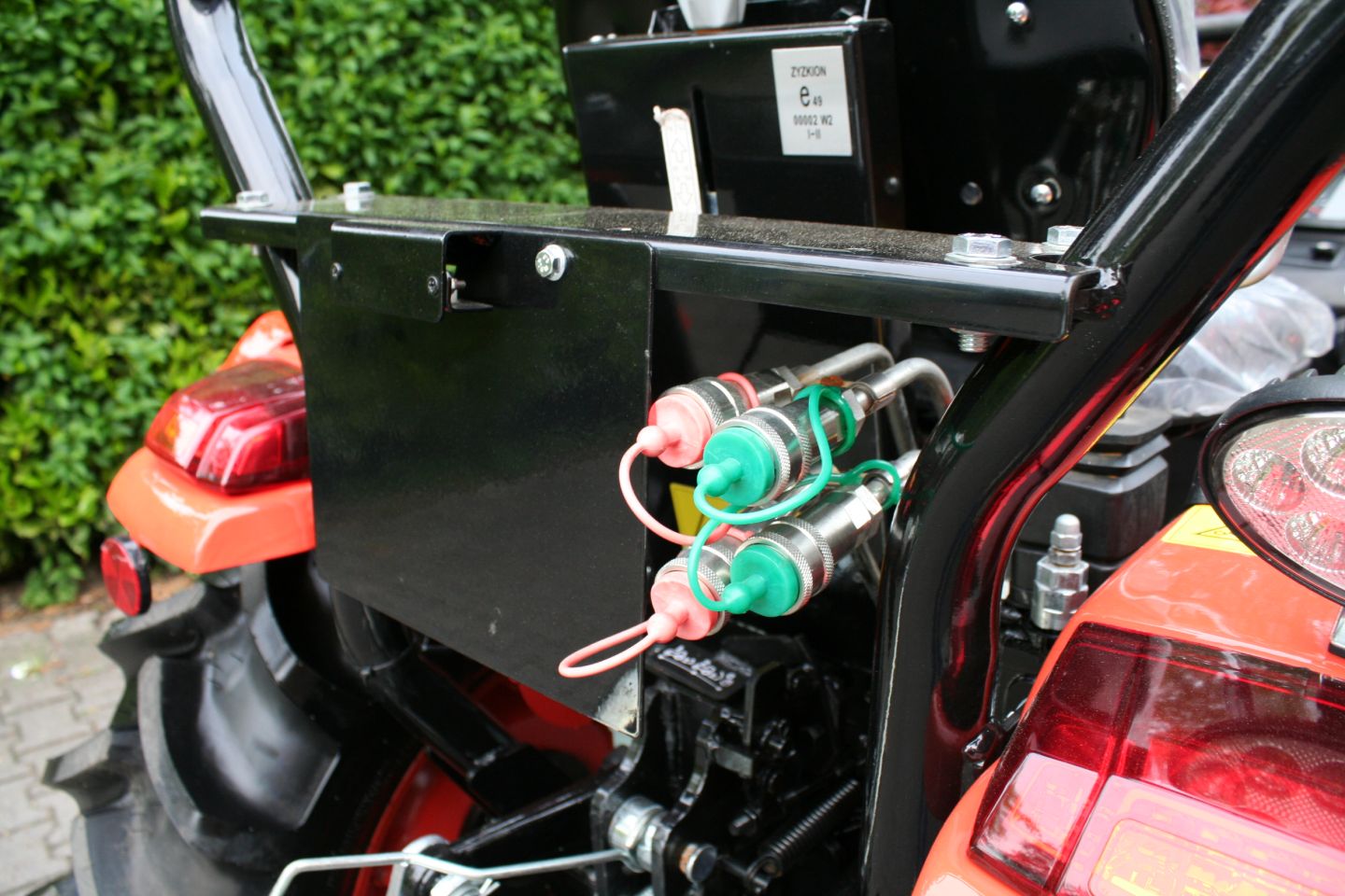 Hinomoto HM275 from €165,00 per month