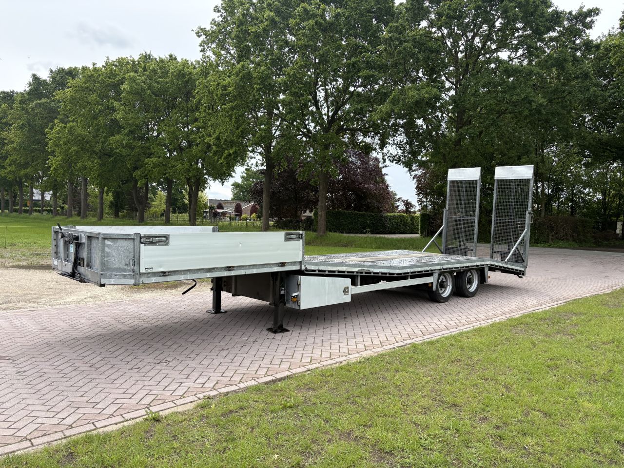 Be oplegger 7.5 Ton Barents 9.5 meter lang