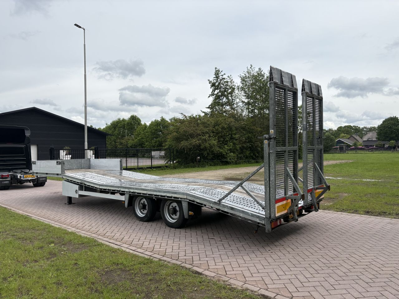 Be oplegger 7.5 Ton Barents 9.5 meter lang
