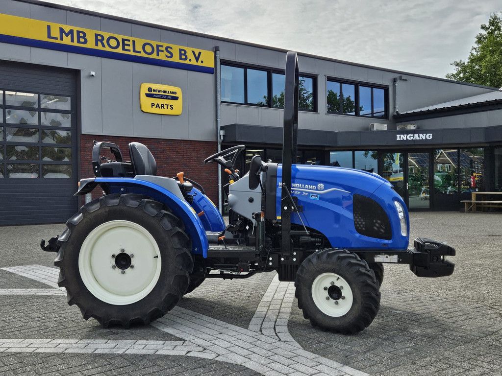 New Holland Boomer 35
