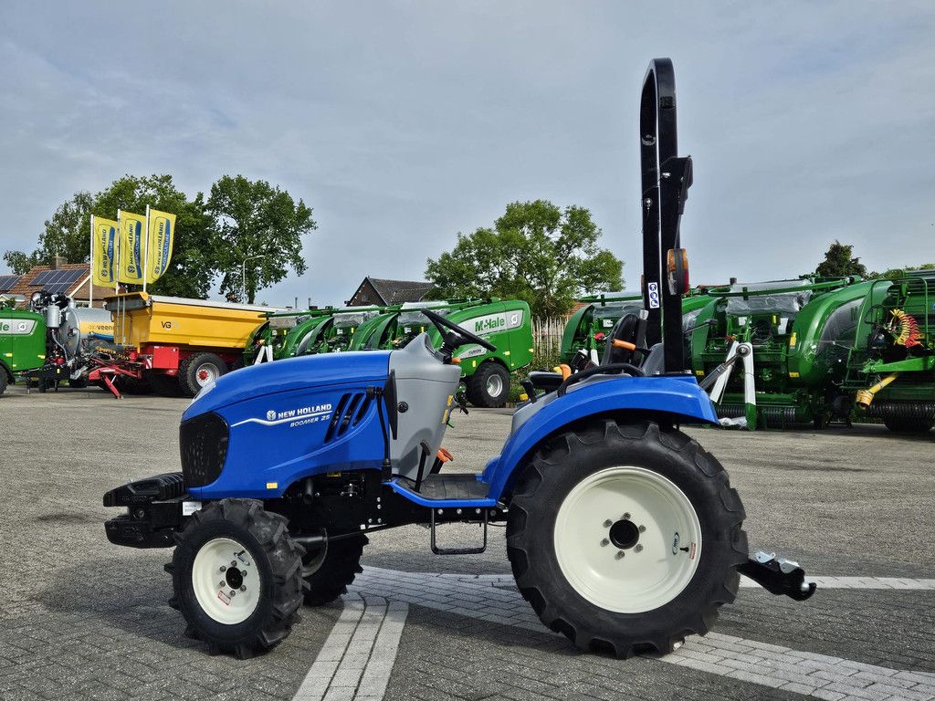 New Holland Boomer 25