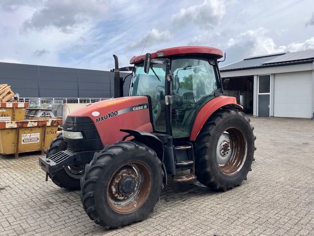 Case MX MXU 100