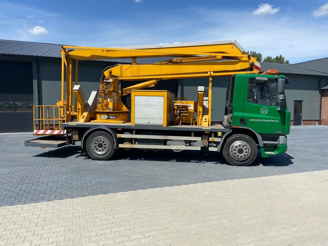 DAF autohoogwerker met Custers T250-17,5