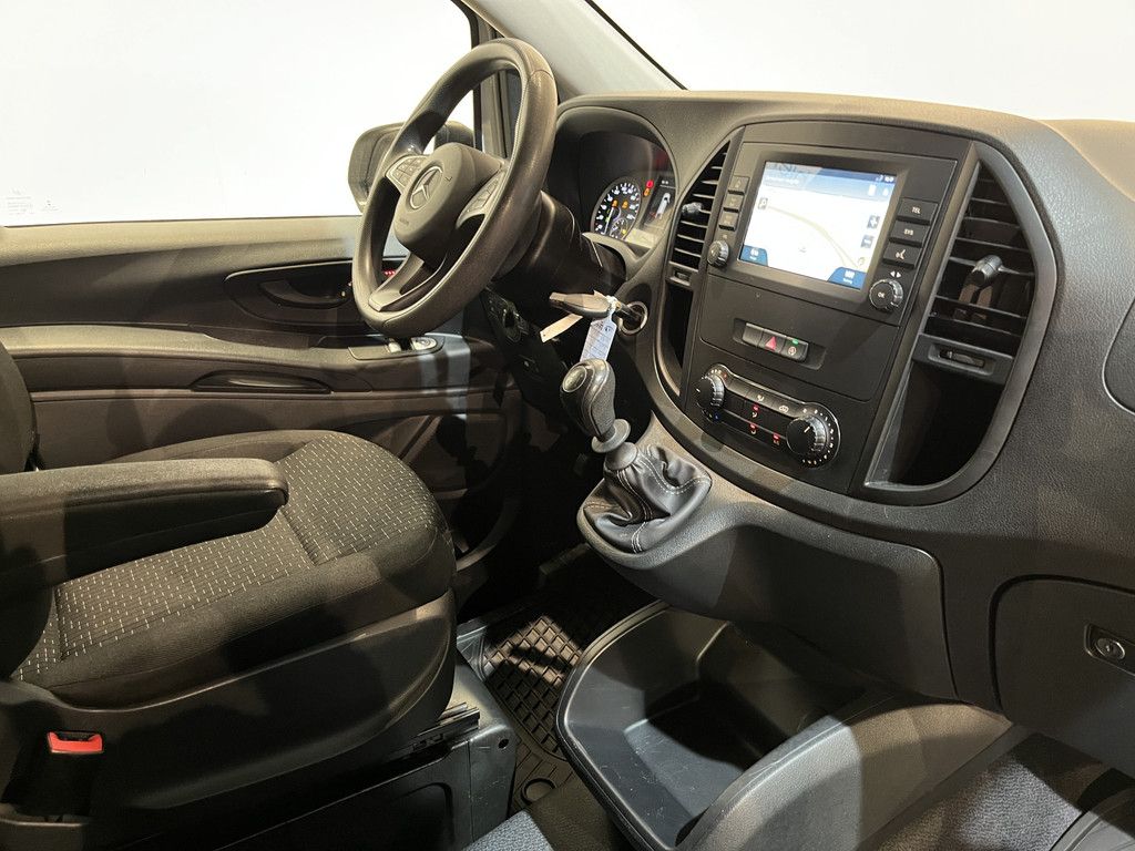 Mercedes-Benz Vito 114 CDI Lang L2 / Servicebus / Sortimo Inrichting / Euro 6 / Airco / Cruise Control / Camera / Trekhaak / CarPlay / Navigatie