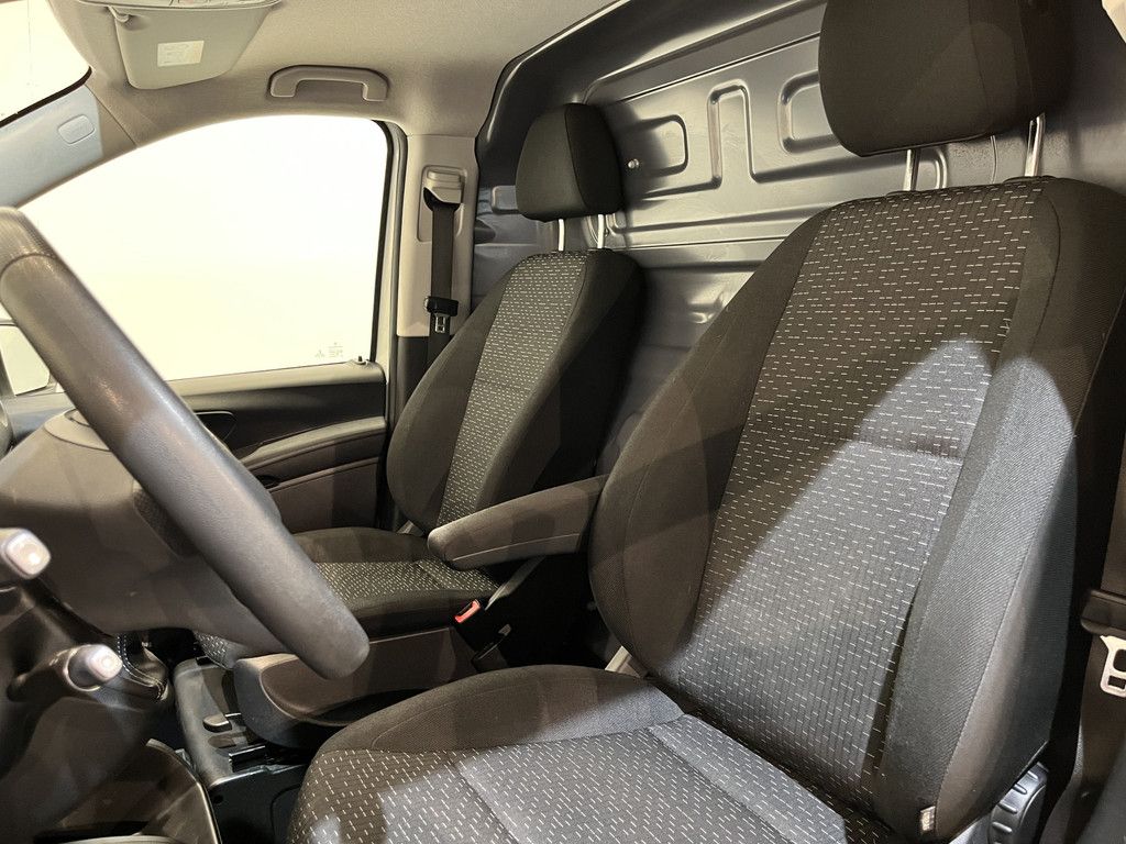 Mercedes-Benz Vito 114 CDI Lang L2 / Servicebus / Sortimo Inrichting / Euro 6 / Airco / Cruise Control / Camera / Trekhaak / CarPlay / Navigatie